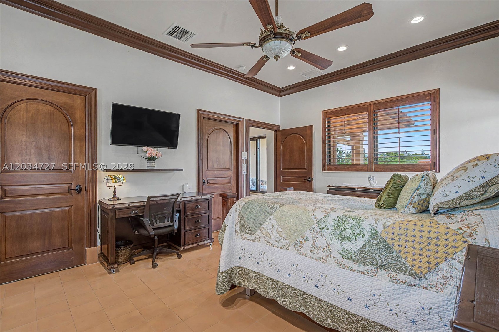 4251 SW 11th St Miami, FL 33134