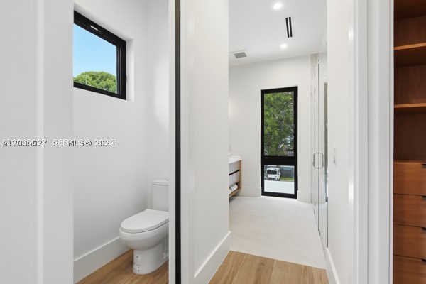 555 Catalonia Ave Coral Gables, FL 33134