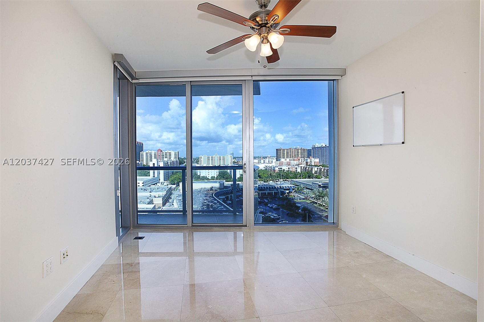 image Jade Beach15