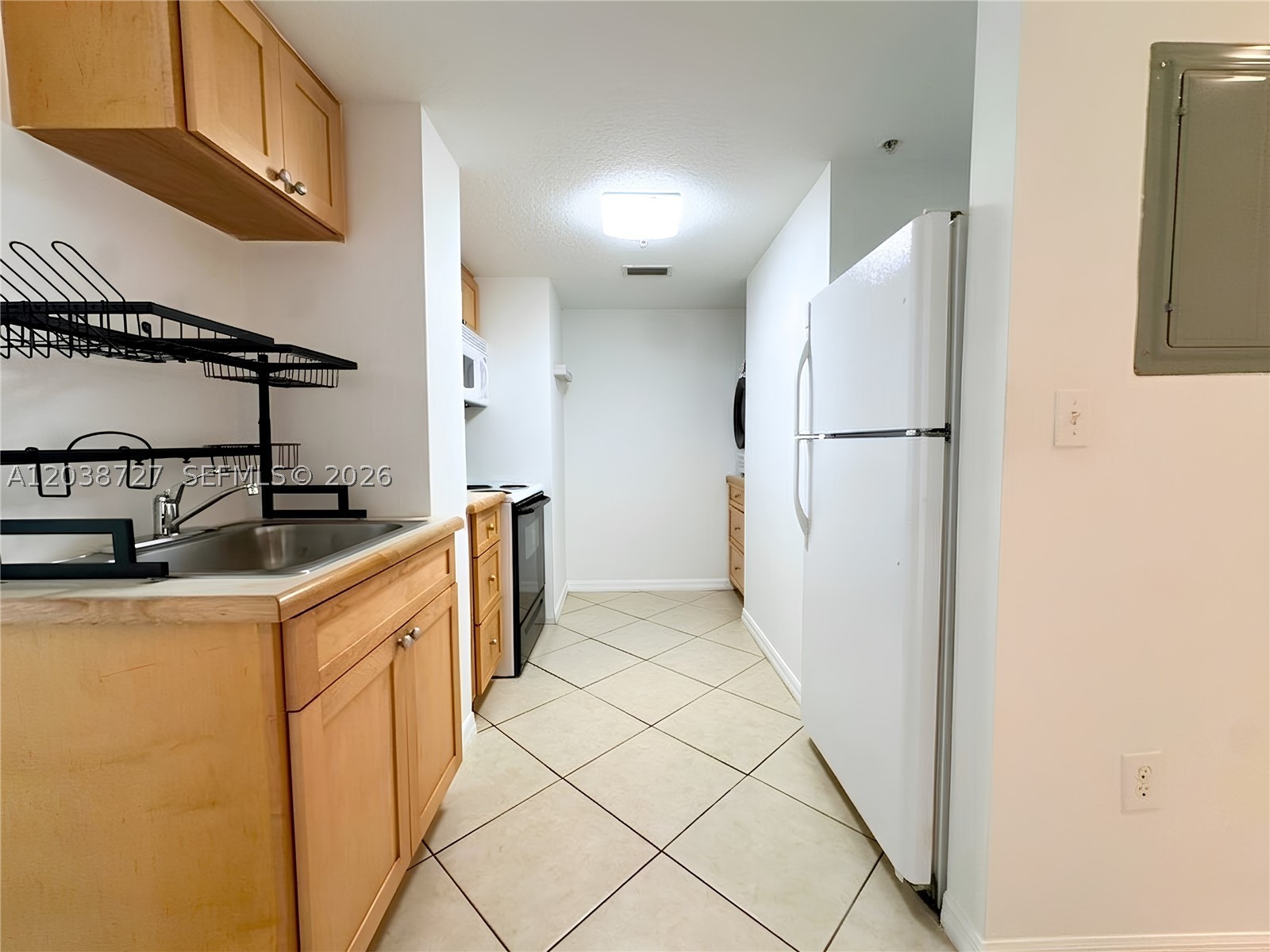 2630 SW 28th St #44 Miami, FL 33133