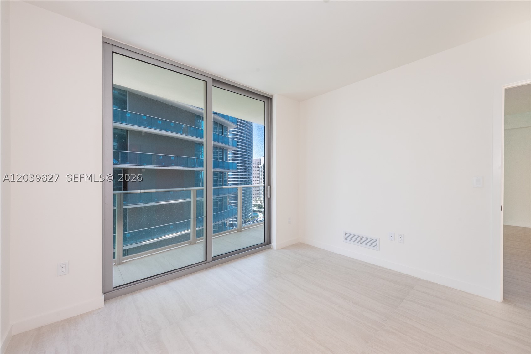 image Viceroy Brickell Residences23