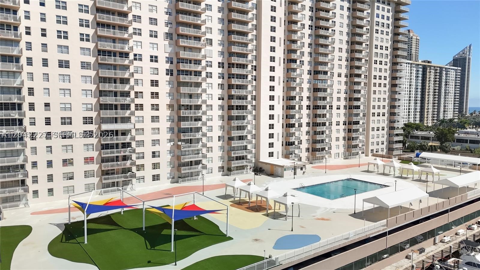 image Winston Towers 10033