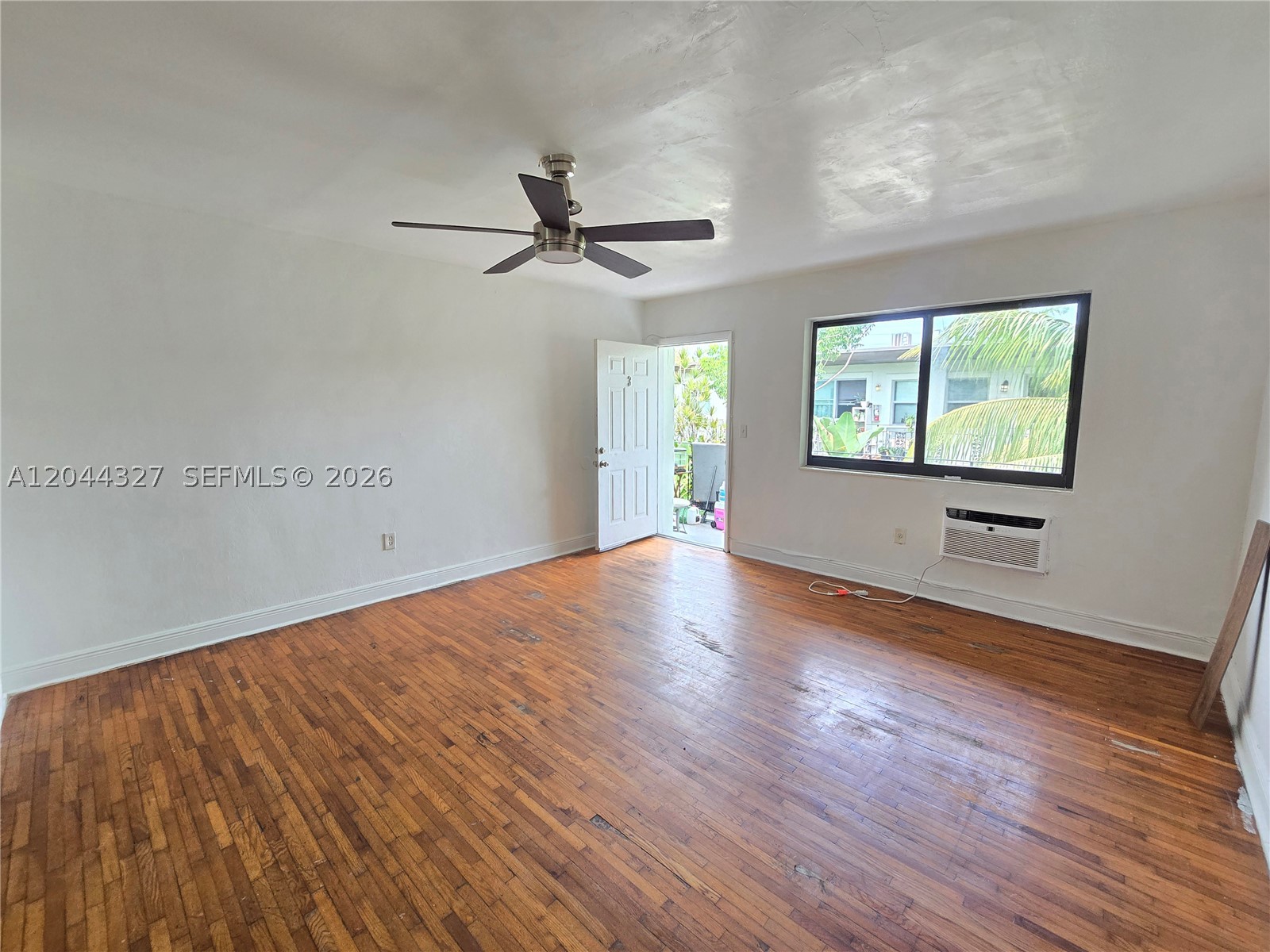 7035 Rue Granville #3