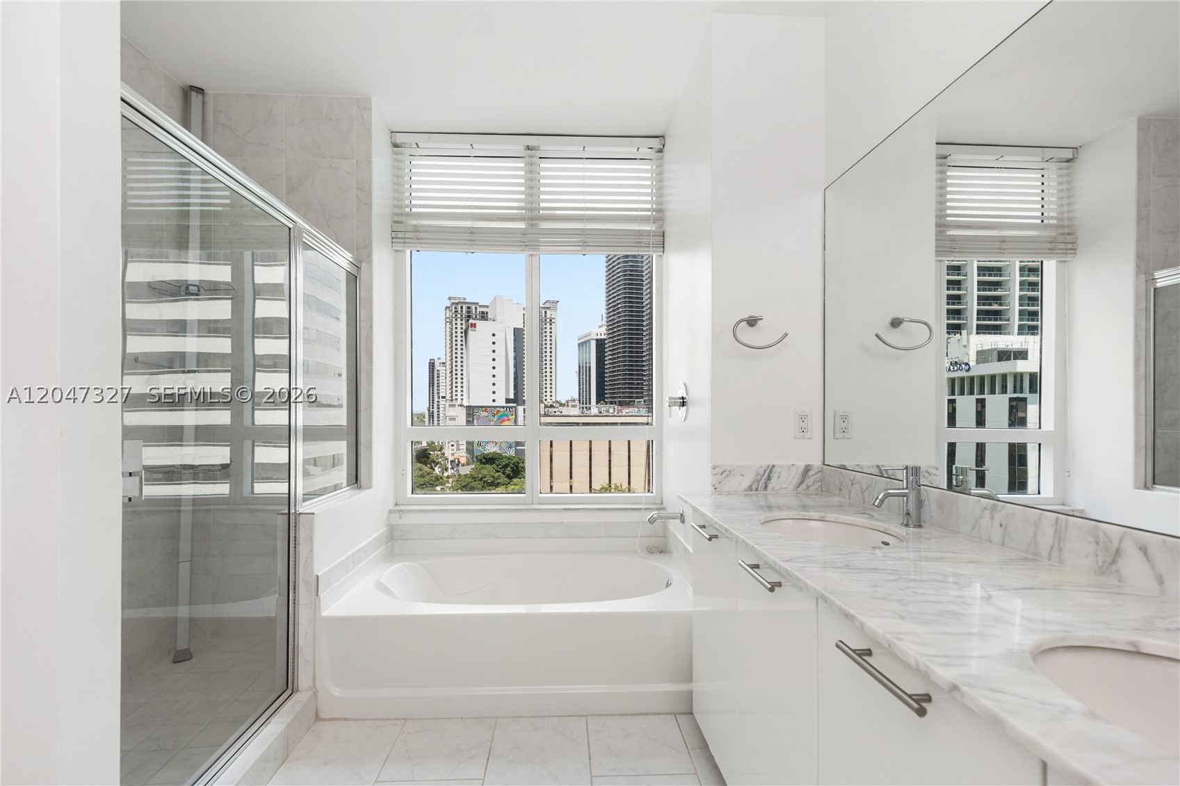 image The Plaza on Brickell West9