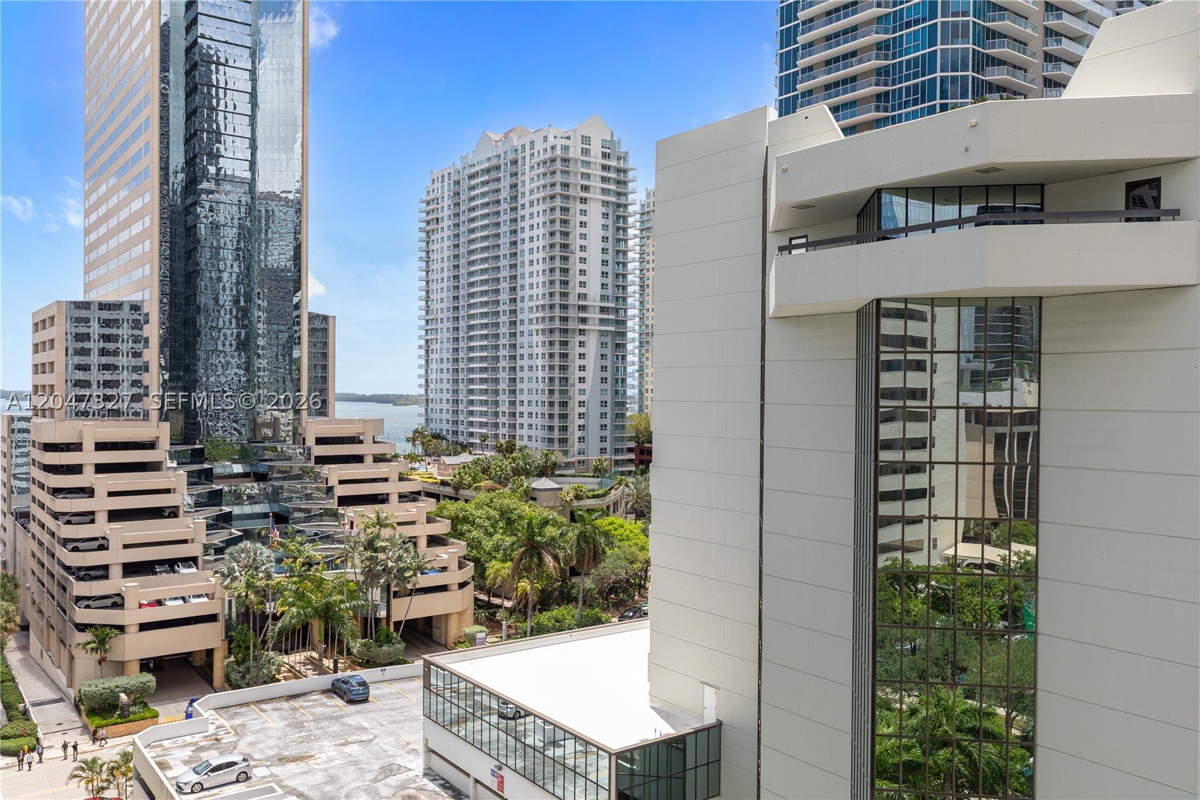 image The Plaza on Brickell West15