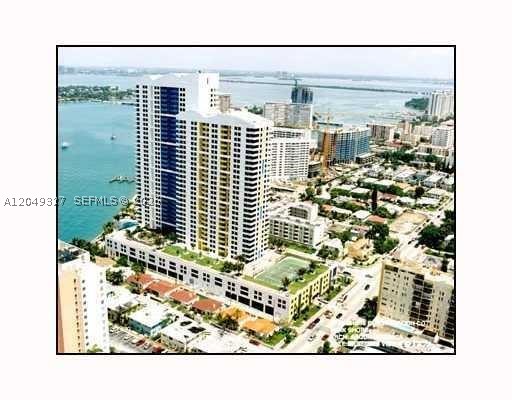image The Waverly at South Beach1