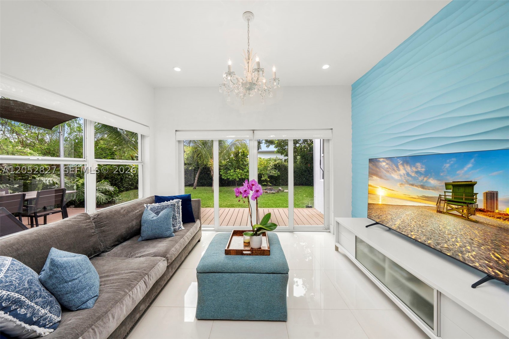 9172 Carlyle Ave Surfside, FL 33154
