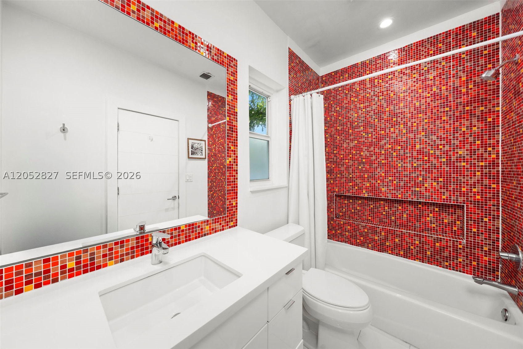 9172 Carlyle Ave Surfside, FL 33154