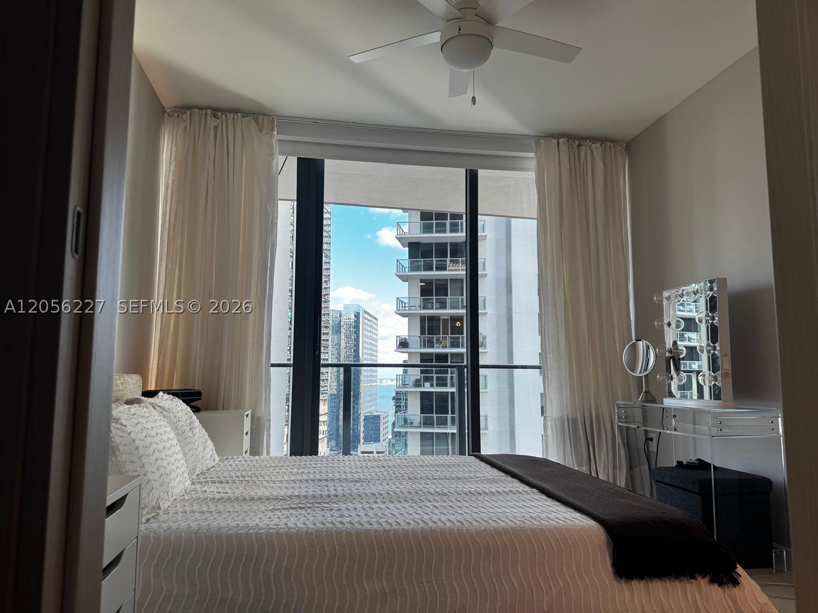 image Brickell Flatiron16