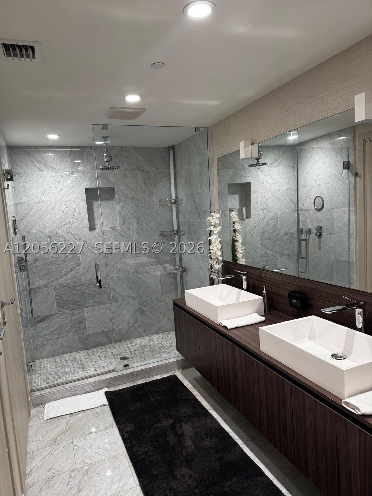 image Brickell Flatiron23