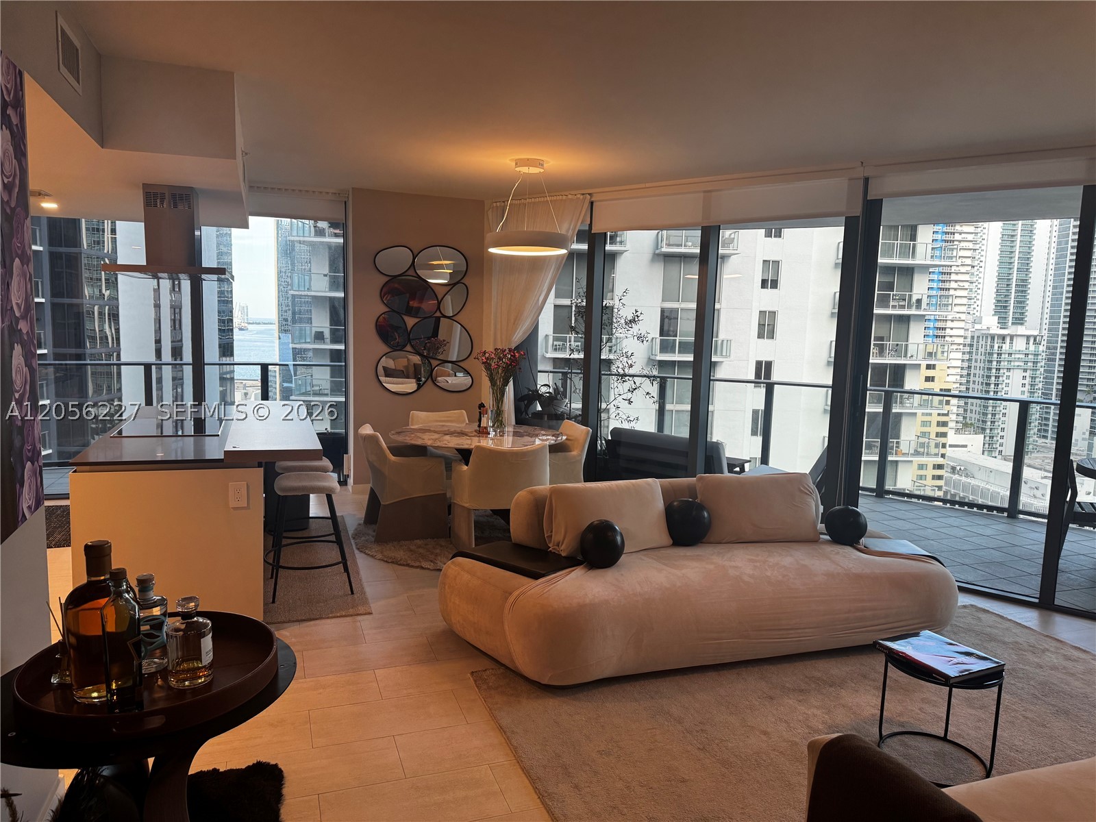 image Brickell Flatiron25