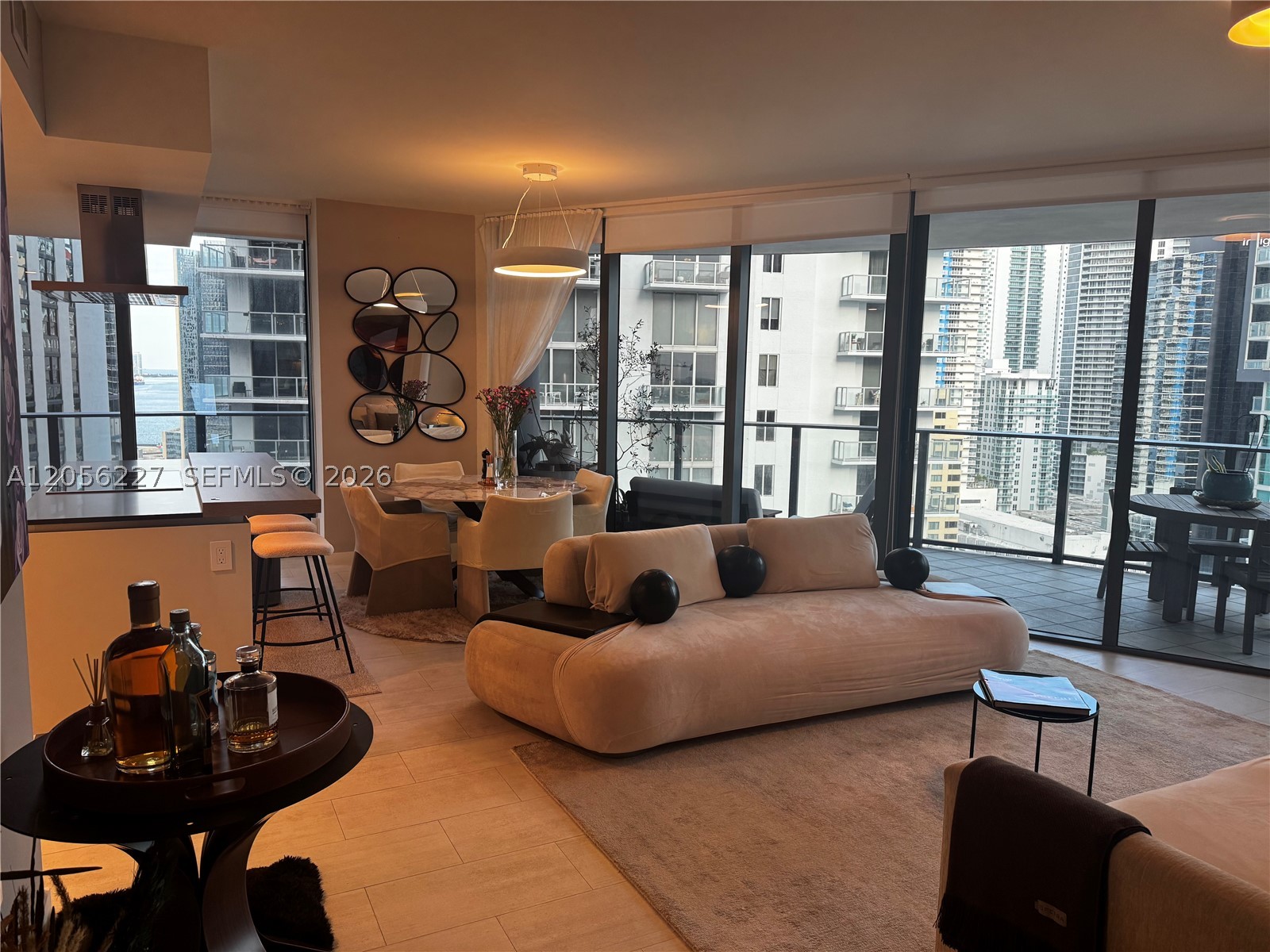 image Brickell Flatiron26