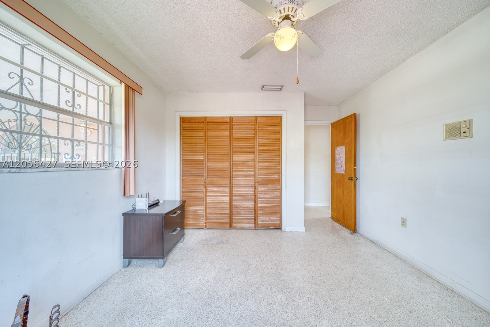 6335 SW 31st St Miami, FL 33155