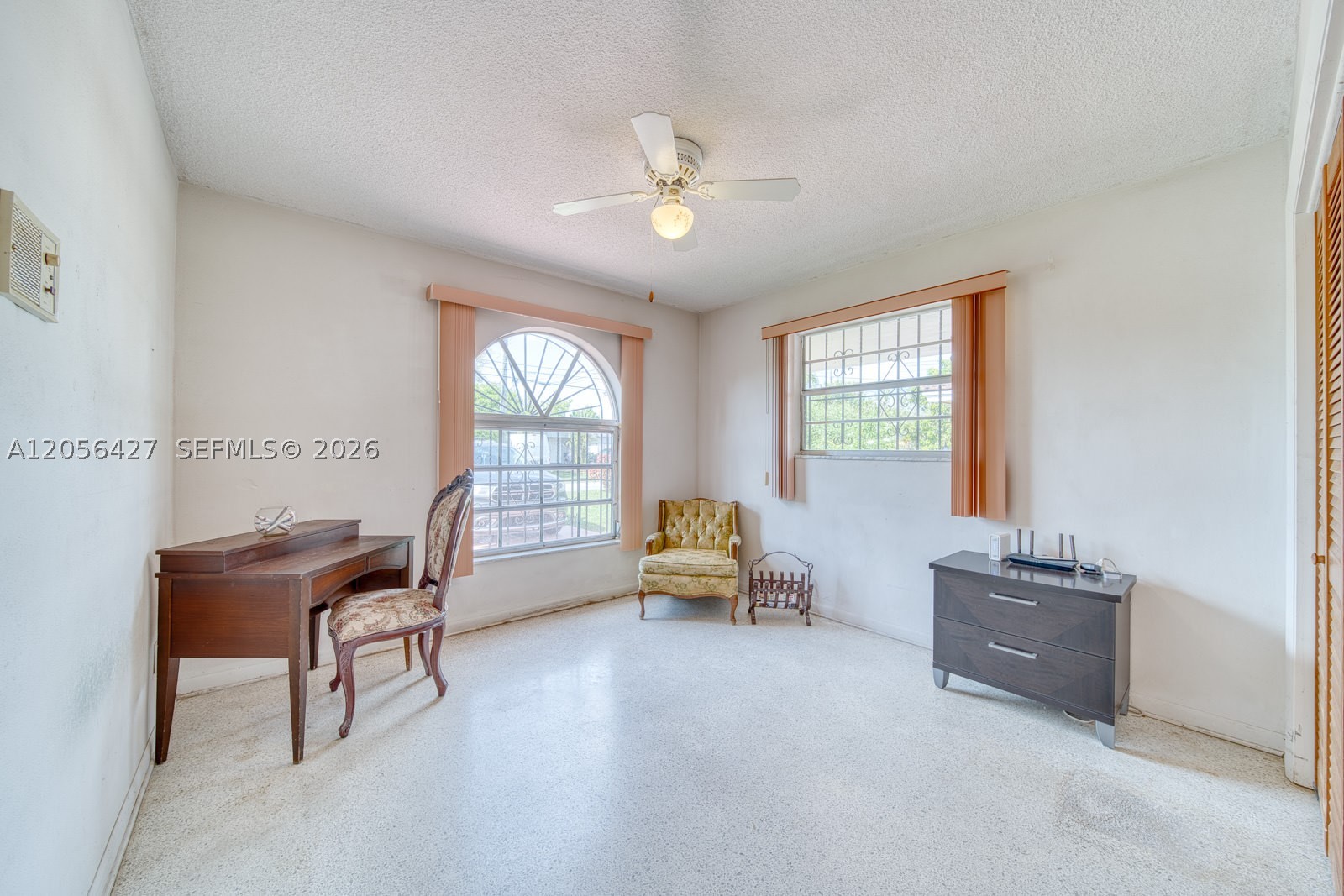 6335 SW 31st St Miami, FL 33155