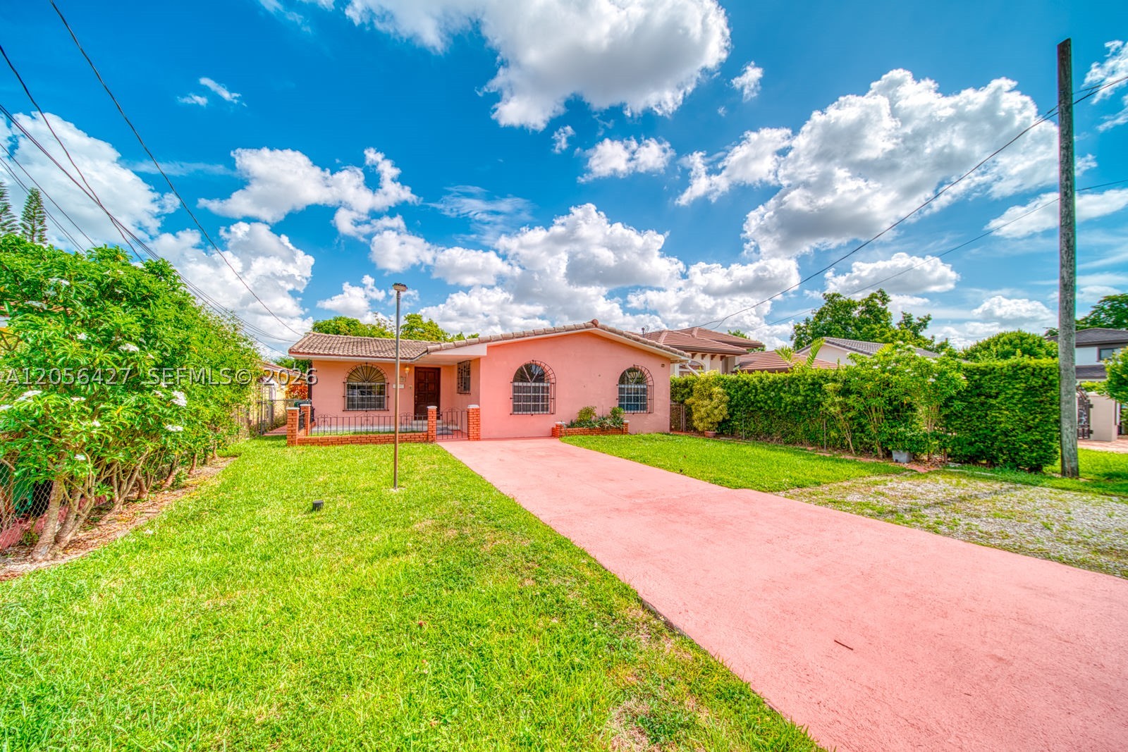 6335 SW 31st St Miami, FL 33155