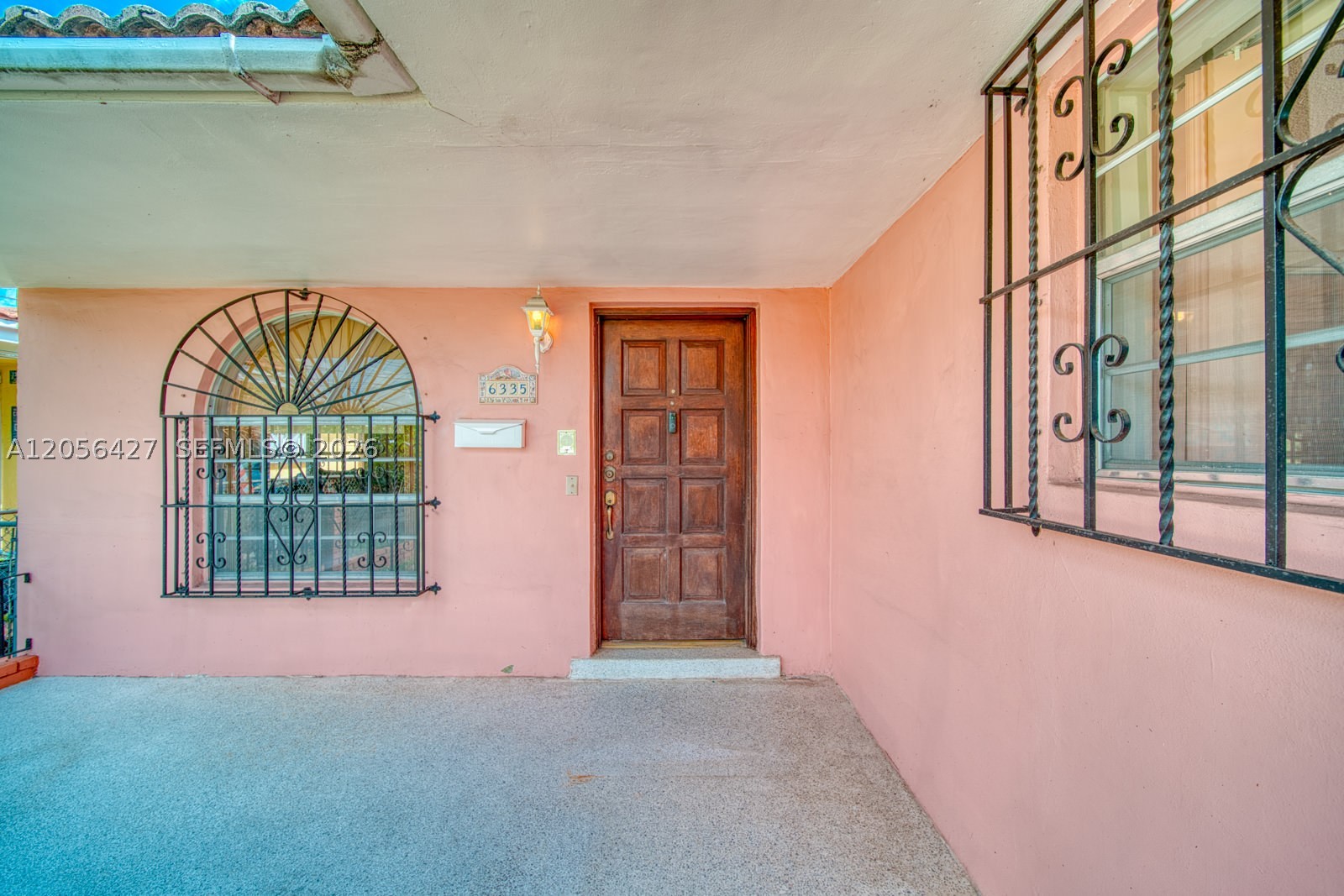 6335 SW 31st St Miami, FL 33155