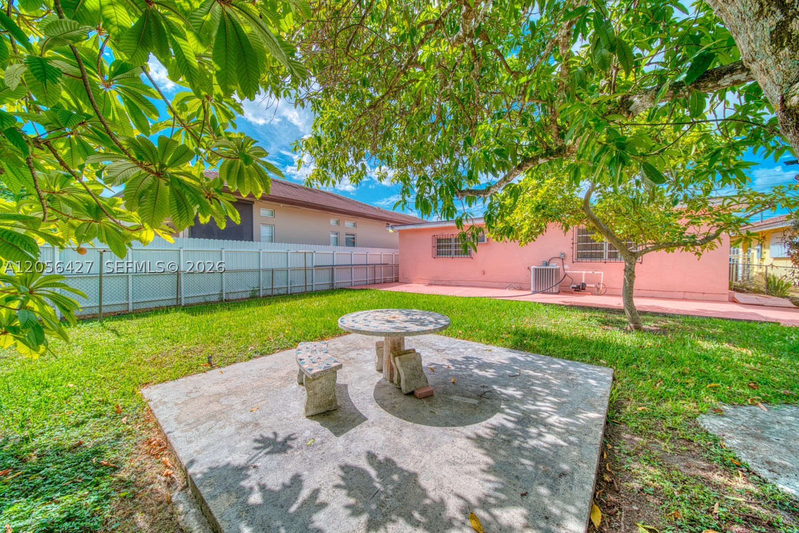 6335 SW 31st St Miami, FL 33155