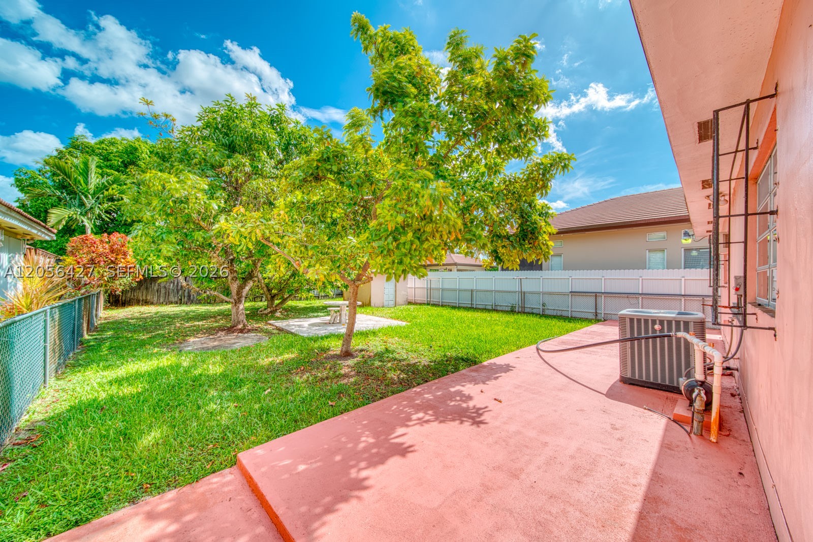 6335 SW 31st St Miami, FL 33155