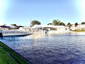 900 SW 11th Ave #17C