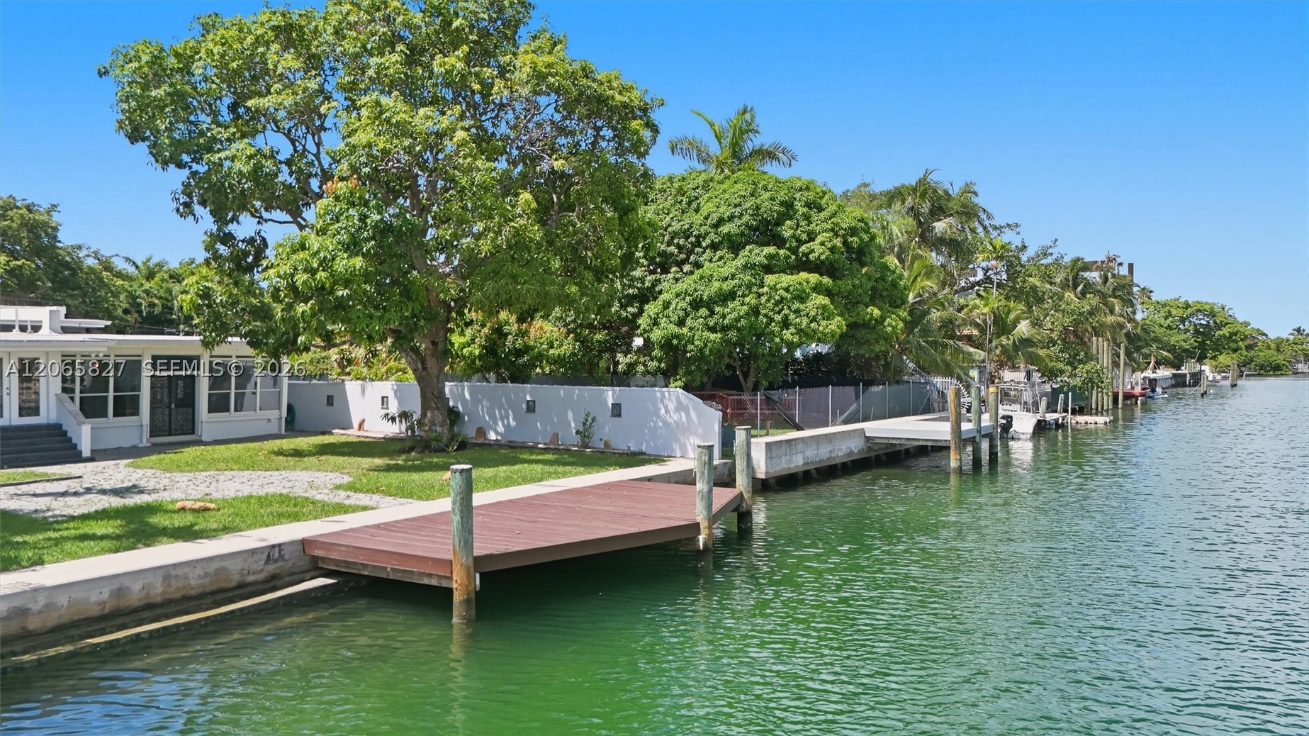 1525 Calais Dr Miami Beach, FL 33141