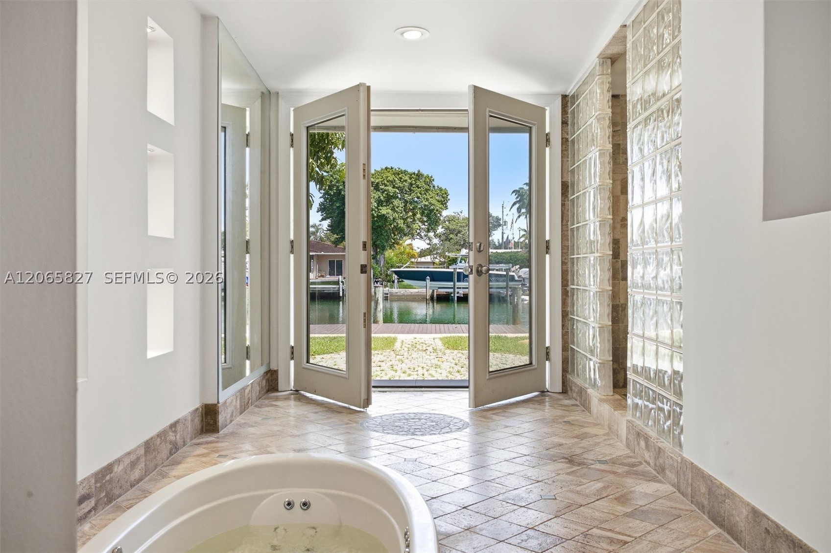 1525 Calais Dr Miami Beach, FL 33141