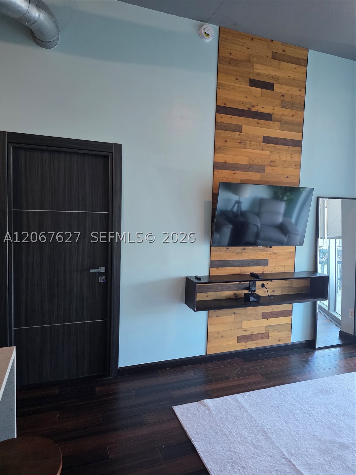 image Uptown Marina Lofts12