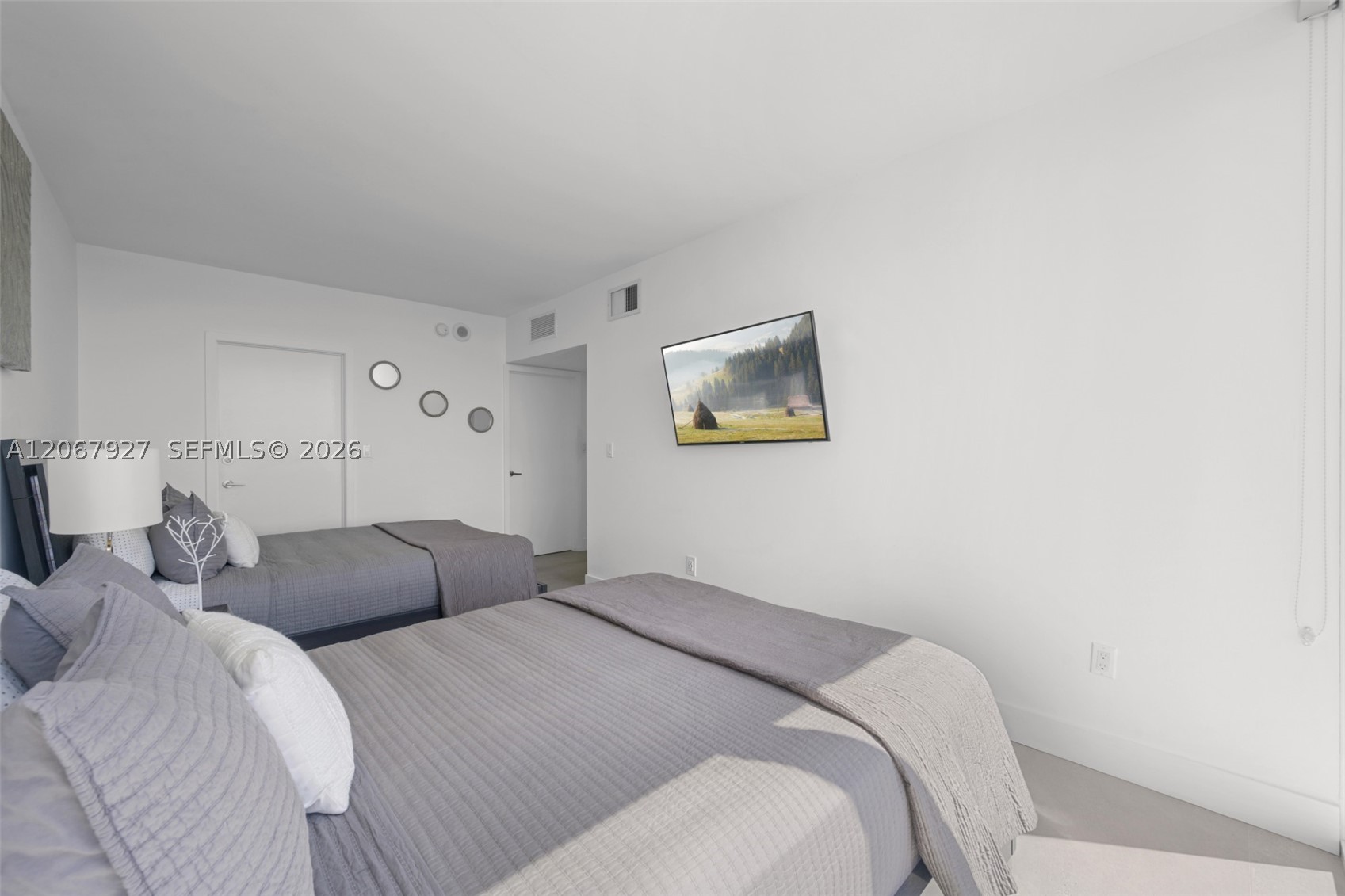 image Harbour House19