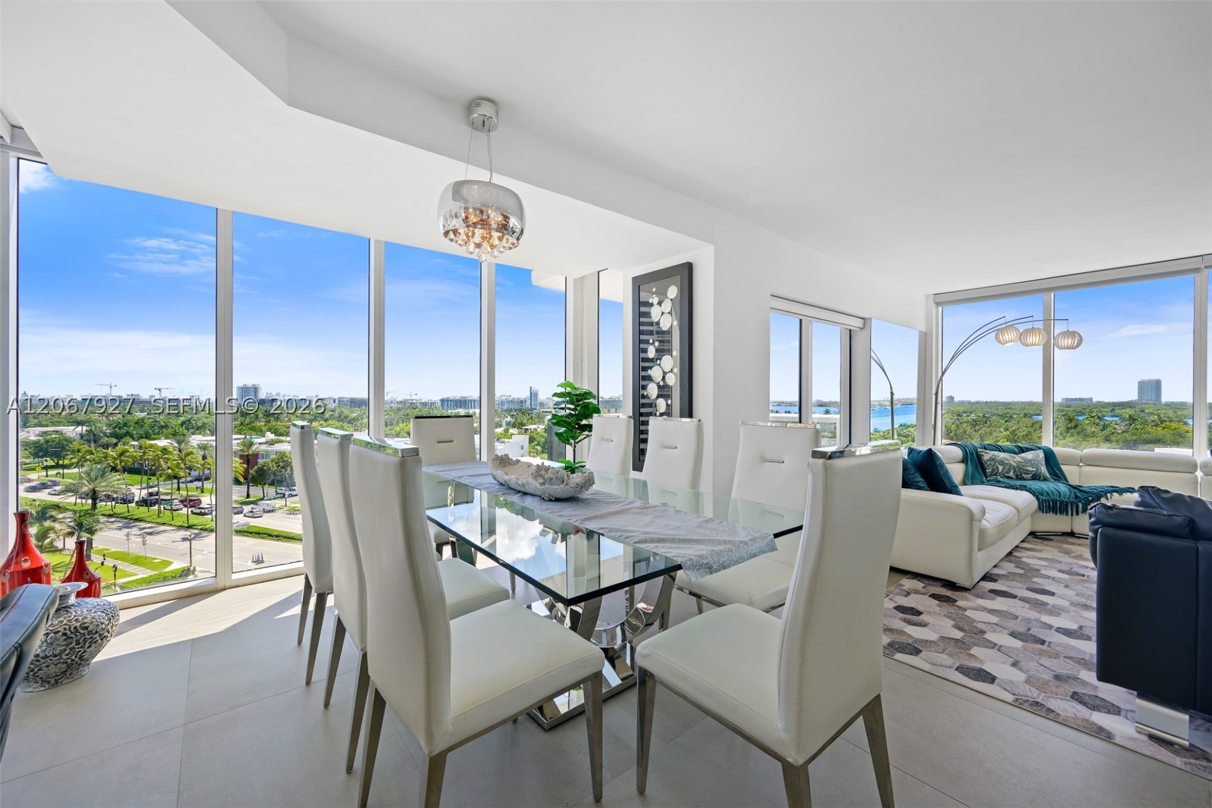 image Harbour House7