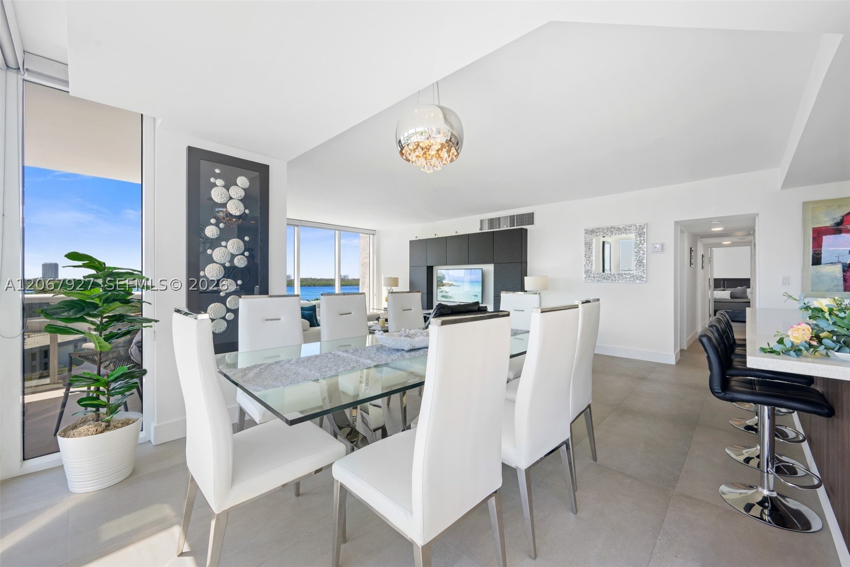 image Harbour House8