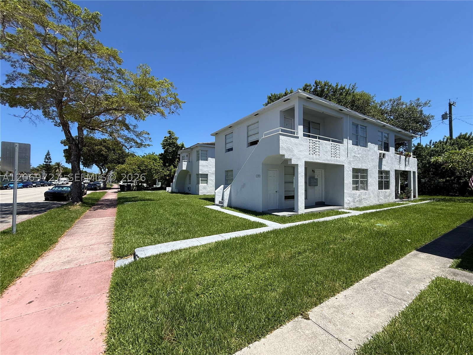 1794 Normandy Dr