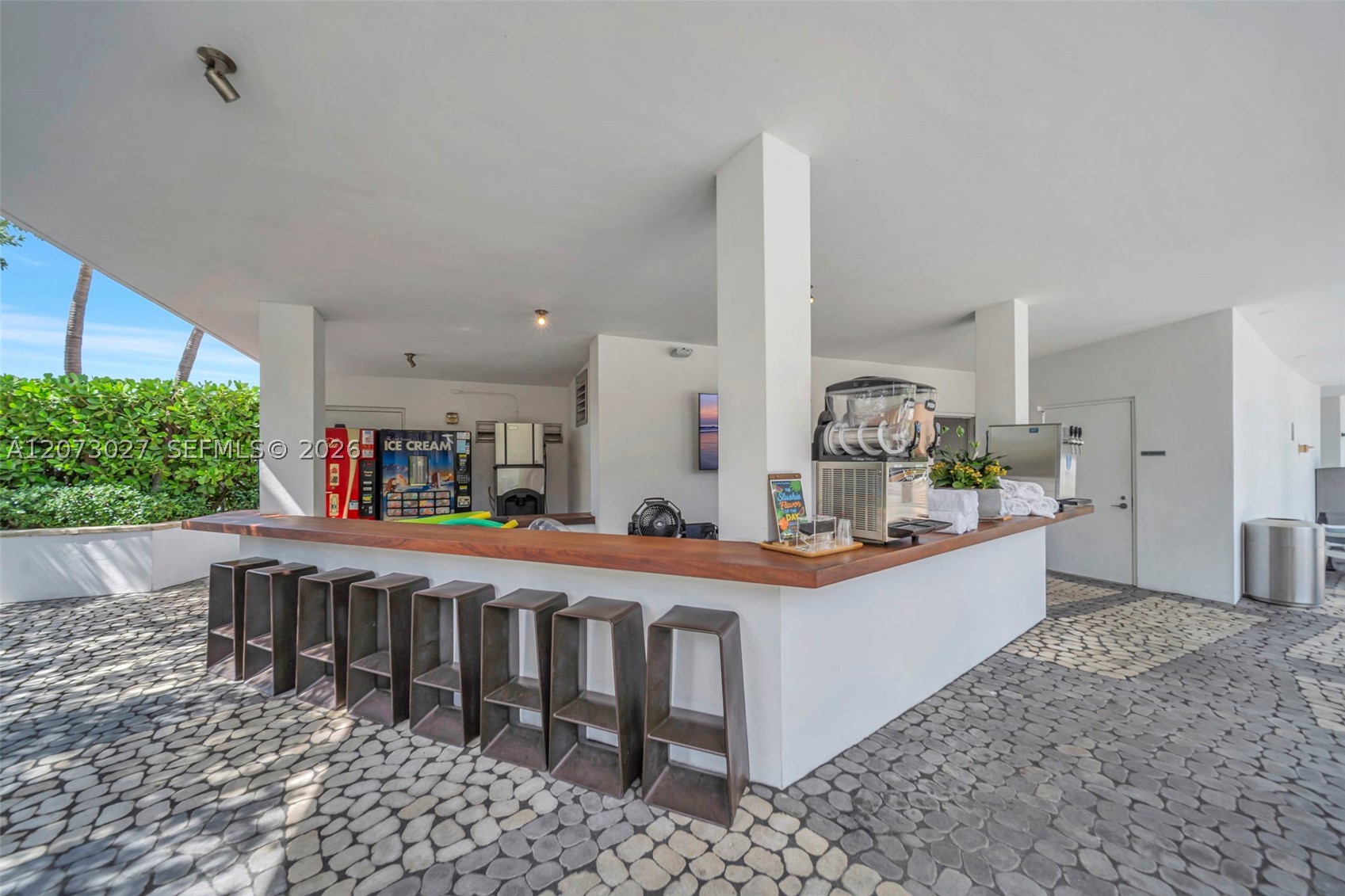 2020 N Bayshore Dr #708 Miami, FL 33137