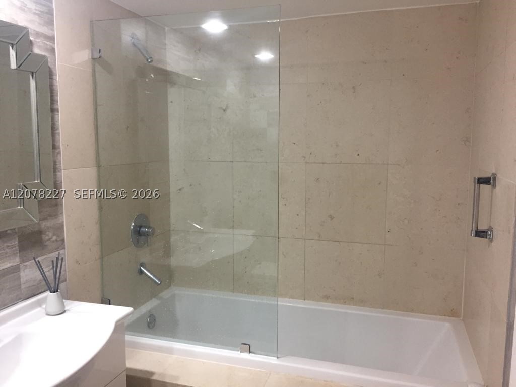 image Icon Brickell III (W Miami)9