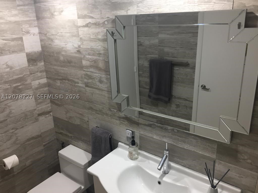 image Icon Brickell III (W Miami)11