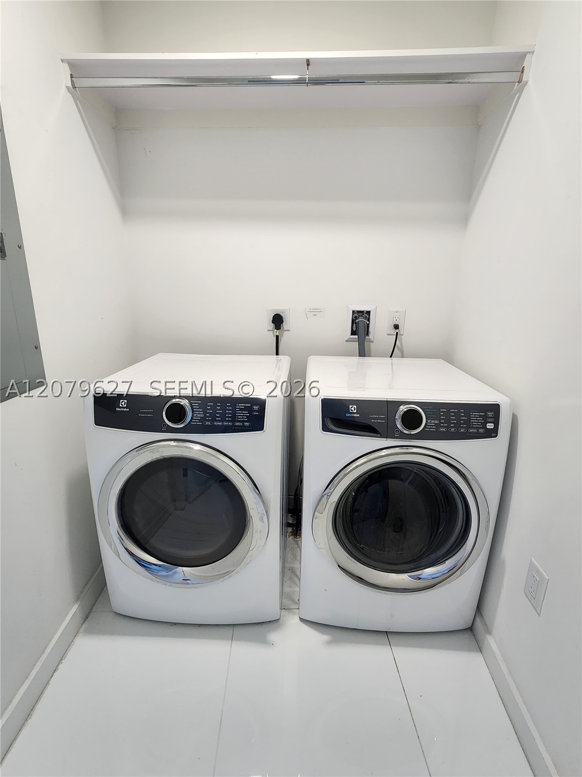 851 NE 1st Ave #3801 Miami, FL 33132