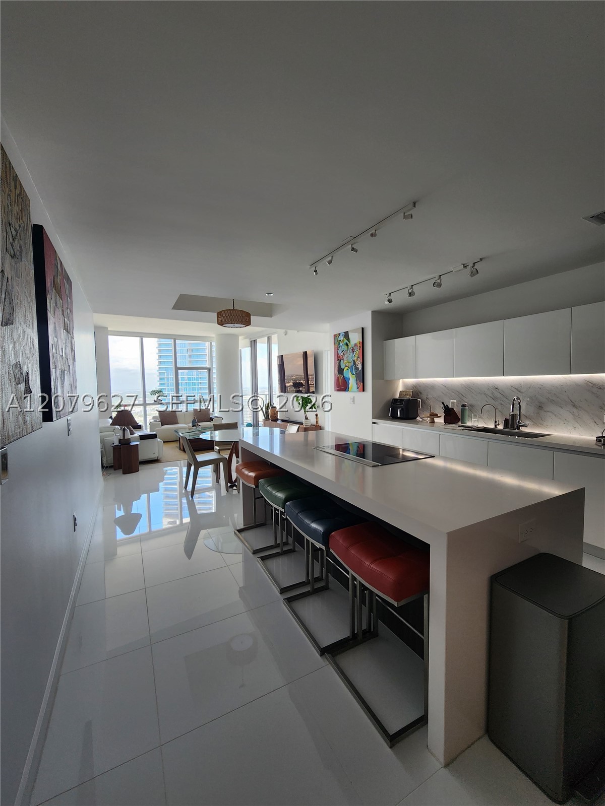 851 NE 1st Ave #3801 Miami, FL 33132