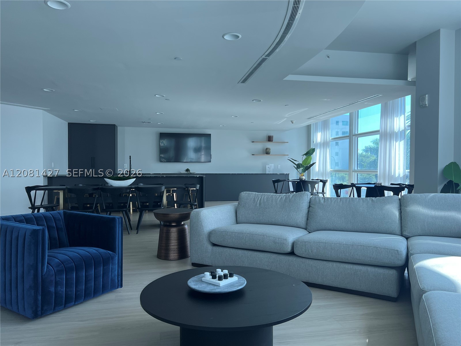 image City 2434