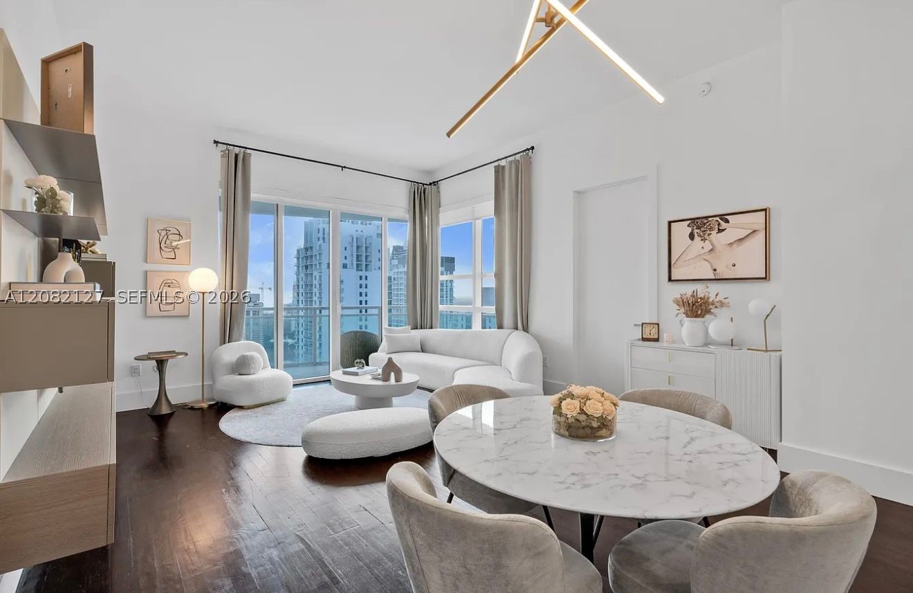 image The Plaza on Brickell West11