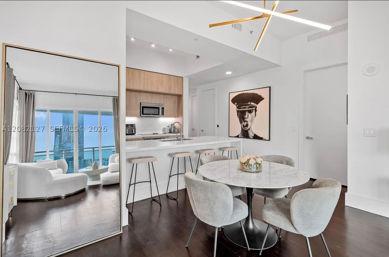 image The Plaza on Brickell West6