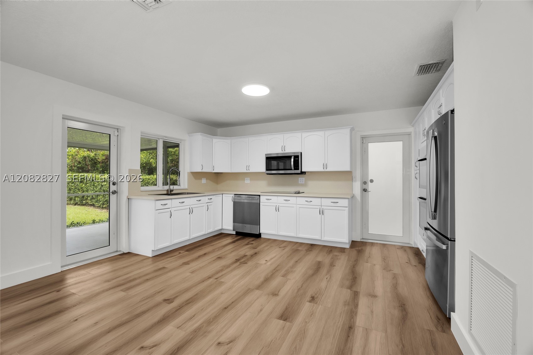 6331 SW 62nd Ter South Miami, FL 33143
