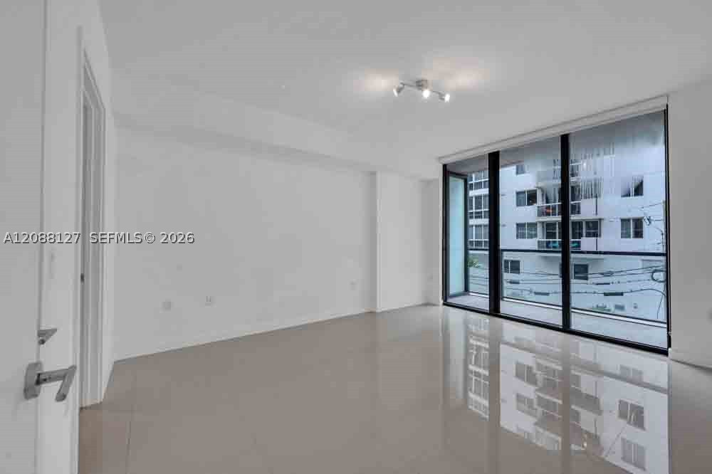 image Cassa Brickell14