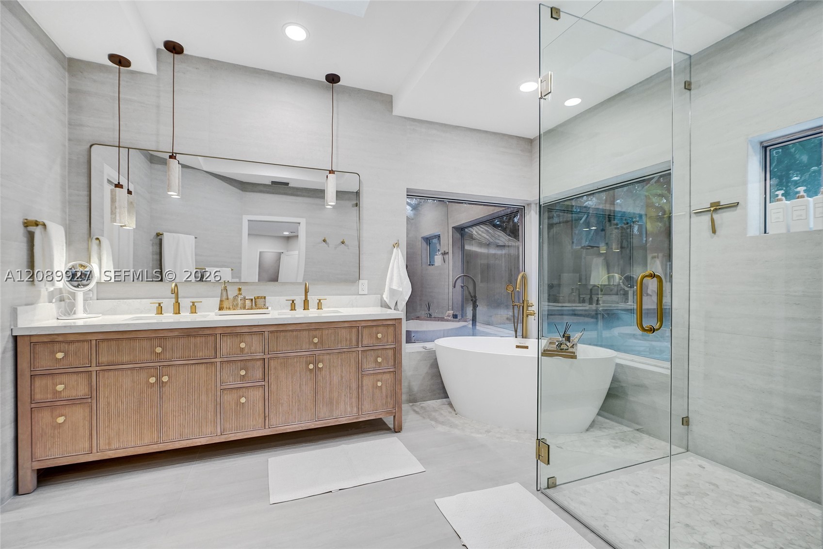 2360 Tigertail Ave Miami, FL 33133