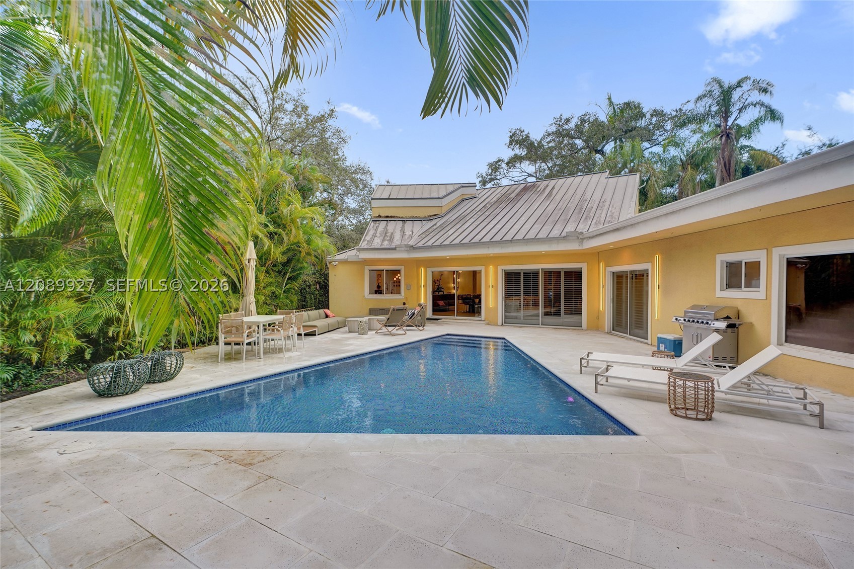 2360 Tigertail Ave Miami, FL 33133