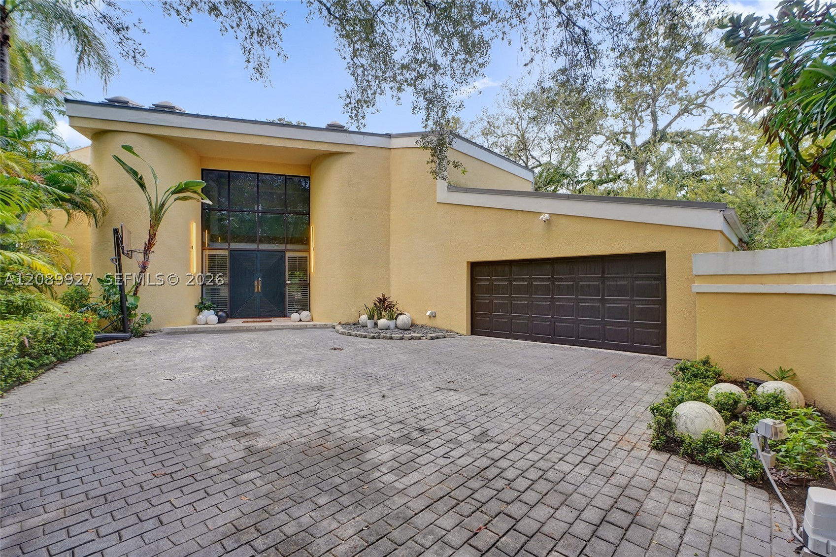 2360 Tigertail Ave Miami, FL 33133