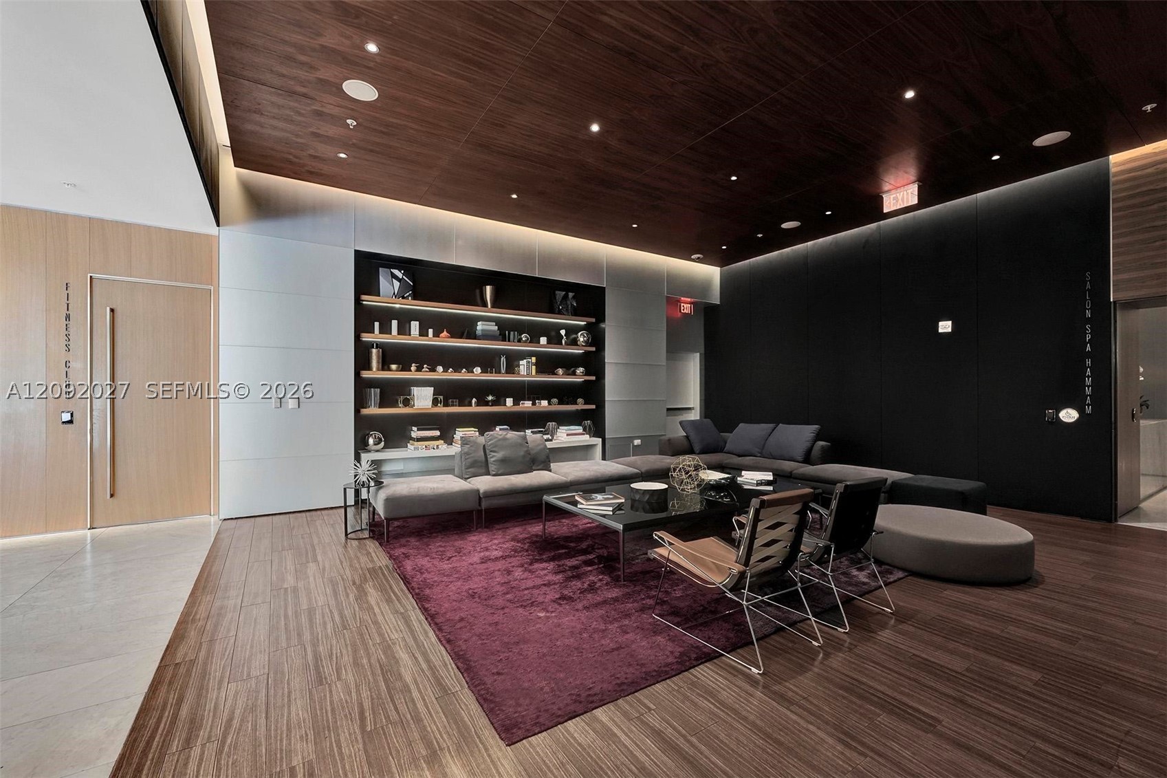 88 SW 7th St #910 Miami, FL 33130