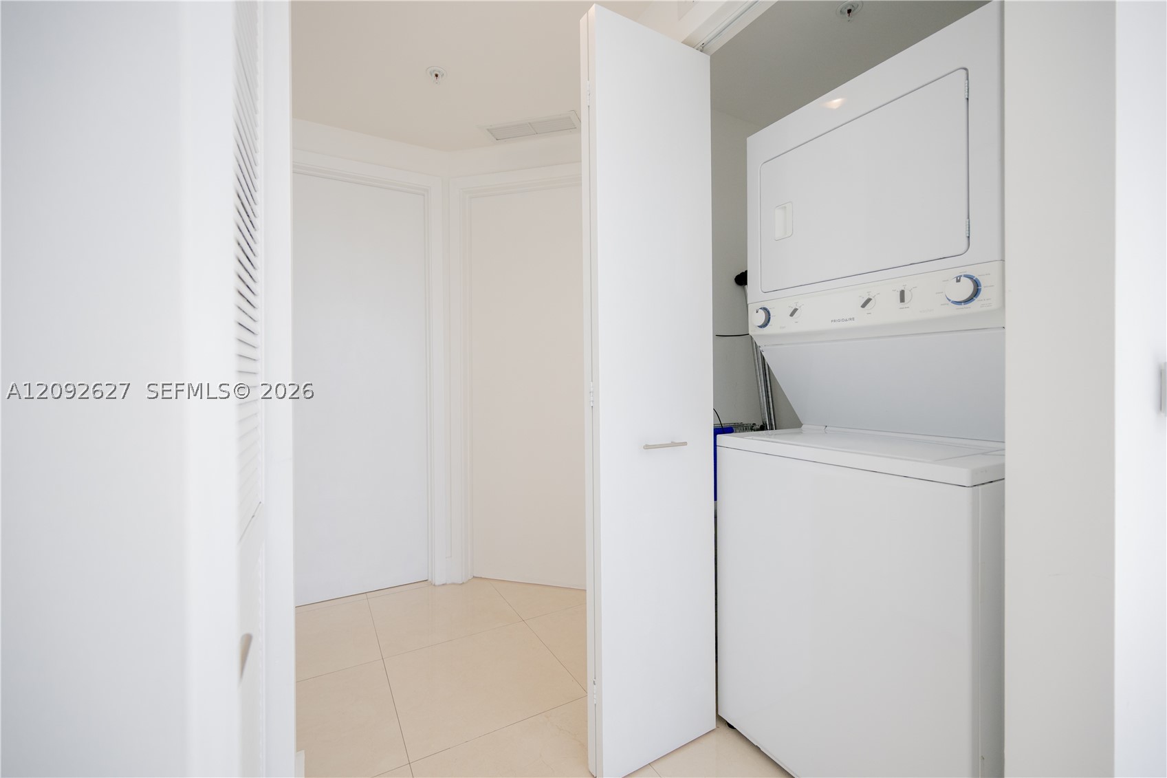 image Cassa Brickell18