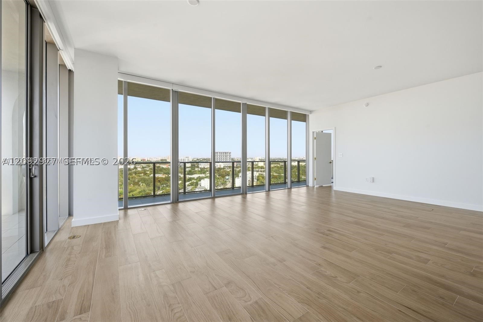 2678 Tigertail Ave #1501 Miami, FL 33133