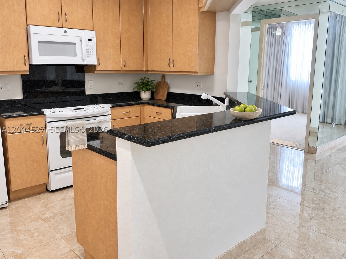 image Courts Brickell Key32