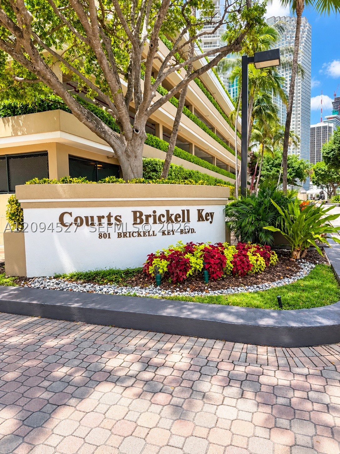 image Courts Brickell Key4