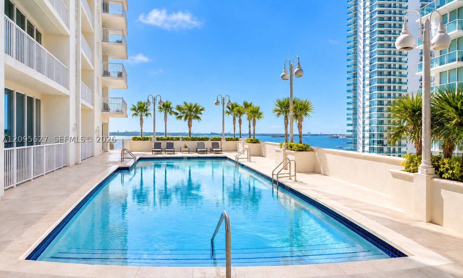 image The Club at Brickell Bay30