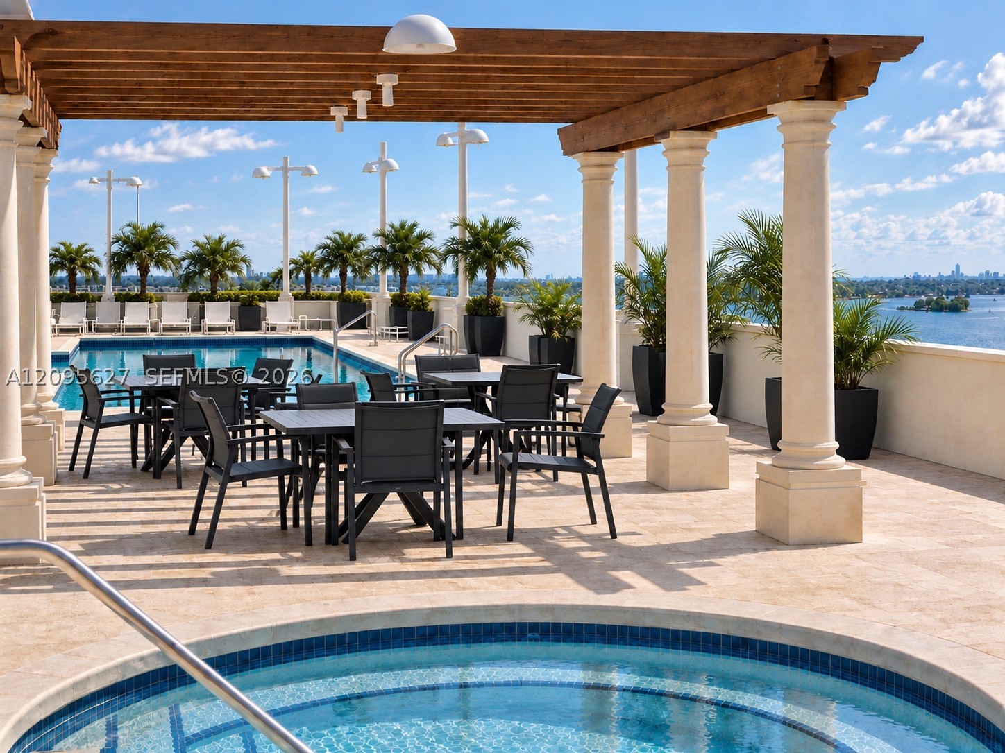 image The Club at Brickell Bay31